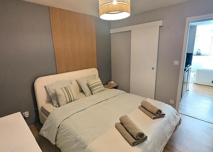 Apartment Cosy Centre-ville - Calme - 4 Pers - Equipe - Caen